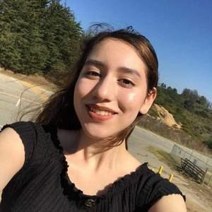 Meet your Posher, Yuliana